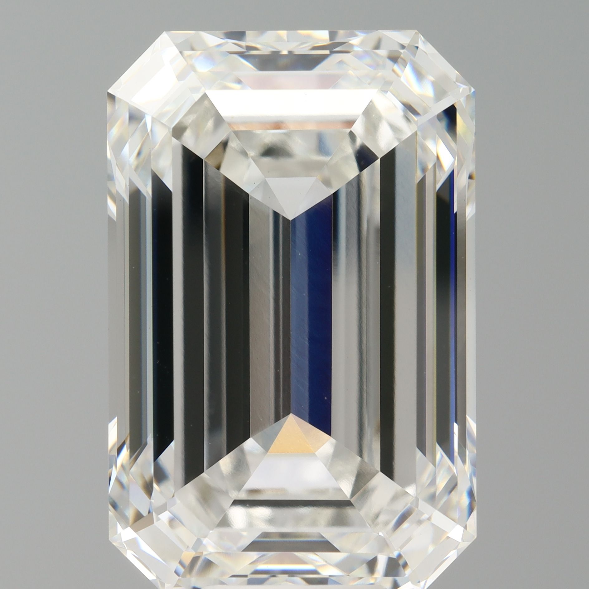 13.08 ct. emerald Lab Grown Diamond front image