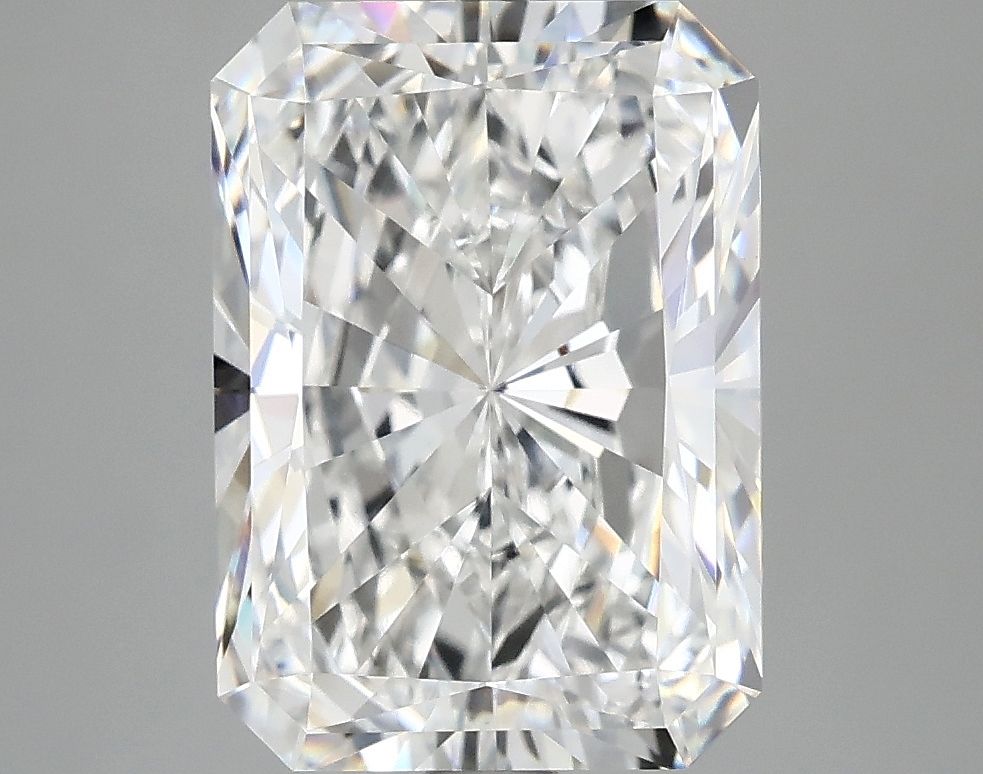 4.62 ct. radiant Lab Grown Diamond front image