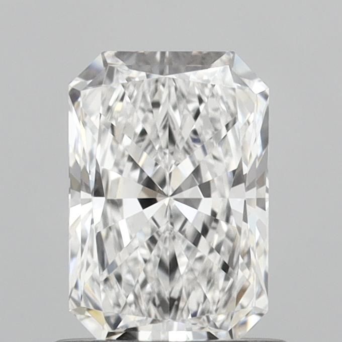 0.9 ct lab-grown Radiant Diamond