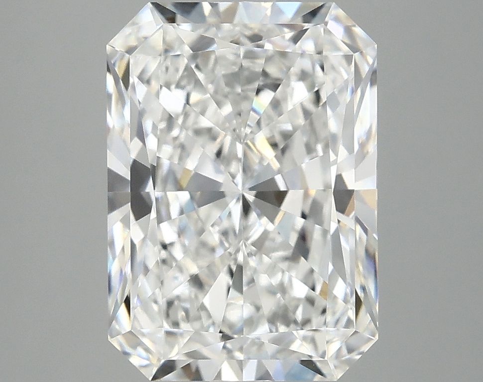 4.19 ct. radiant Lab Grown Diamond front image