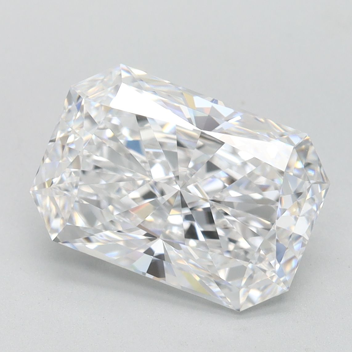 3.05 ct. radiant Lab Grown Diamond front image