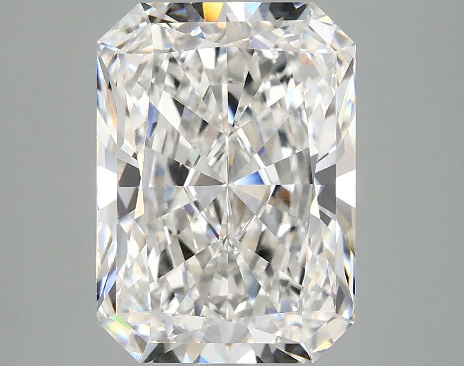 3.82 ct. radiant Lab Grown Diamond front image