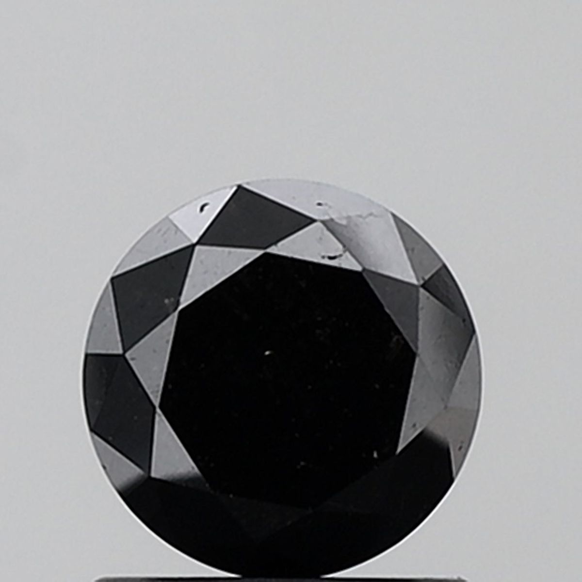 1.15 Carat Round Diamond Black VS1