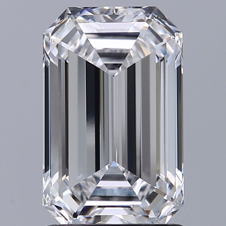 1.67 ct. emerald Lab Grown Diamond front image