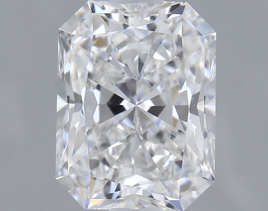 1.52 ct lab-grown Radiant Diamond