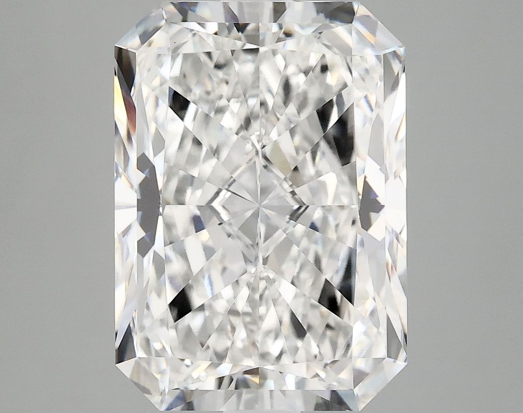 4.99 ct. radiant Lab Grown Diamond front image