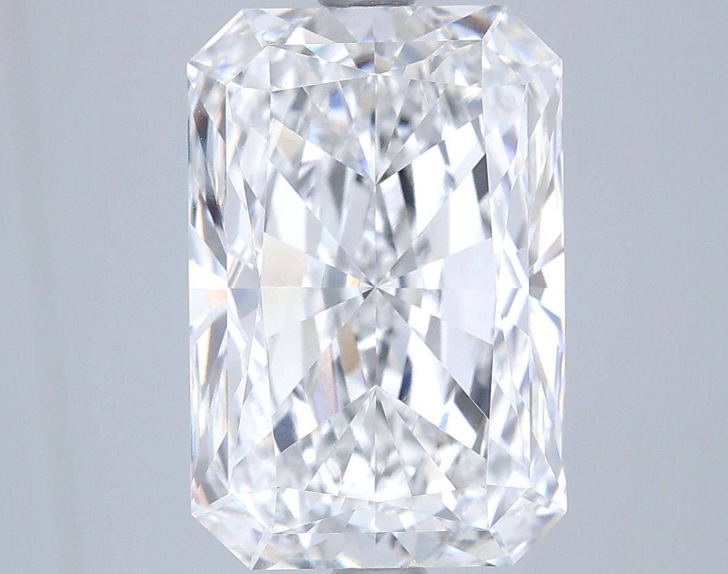 5.08 ct. radiant Lab Grown Diamond front image