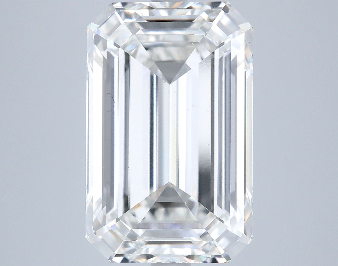 7.10 ct. emerald Lab Grown Diamond front image