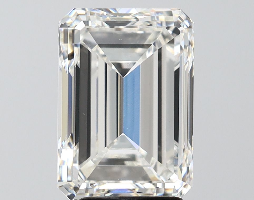 4.51 ct. emerald Lab Grown Diamond front image