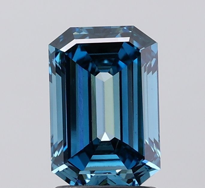 1.77 ct. emerald Lab Grown Diamond front image