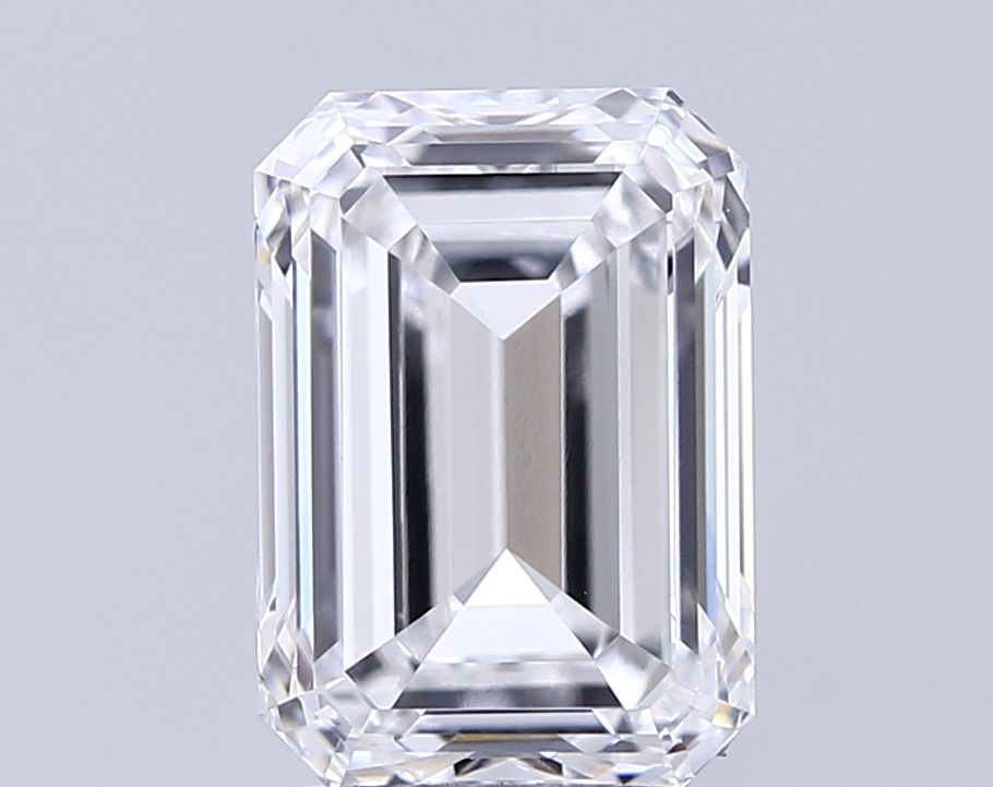 2.61 ct. emerald Lab Grown Diamond front image