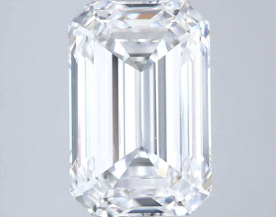 4.55 ct. emerald Lab Grown Diamond front image