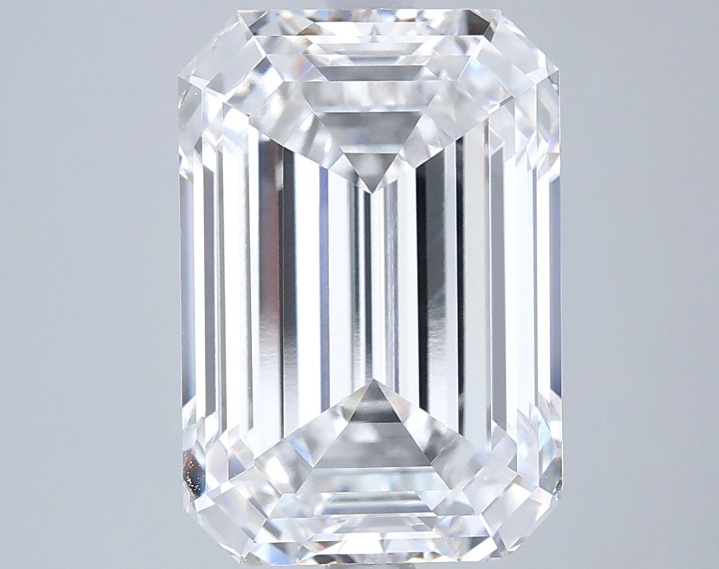 5.57 ct. emerald Lab Grown Diamond front image