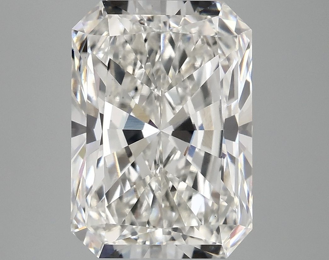 4.87 ct. radiant Lab Grown Diamond front image