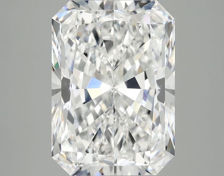 4.04 ct. radiant Lab Grown Diamond front image