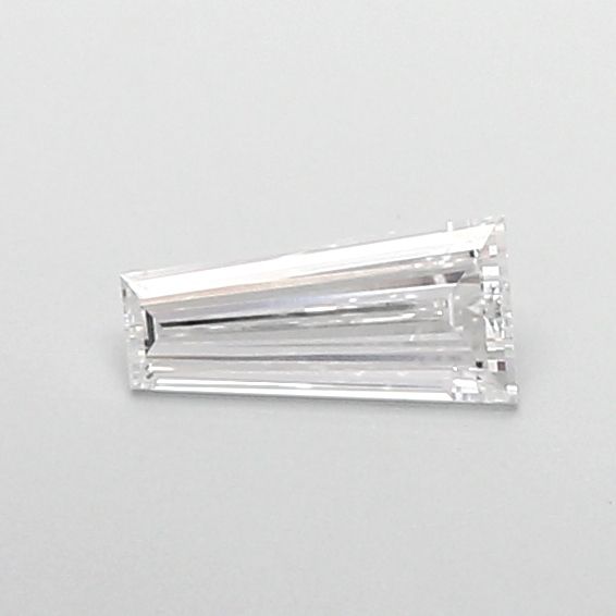 0.41 ct lab-grown Tapered baguette Diamond
