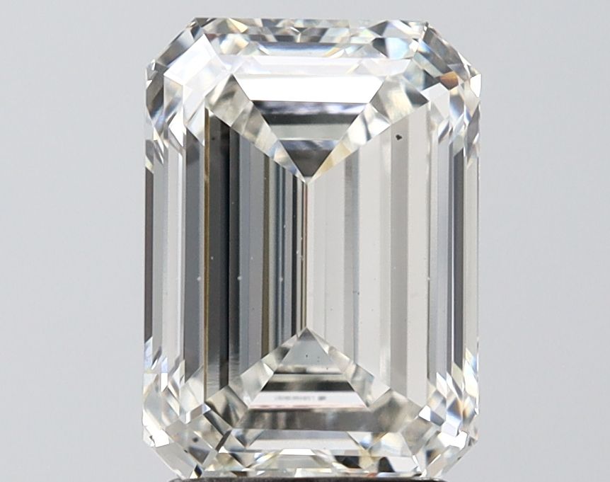 3.02 ct lab-grown Emerald Diamond