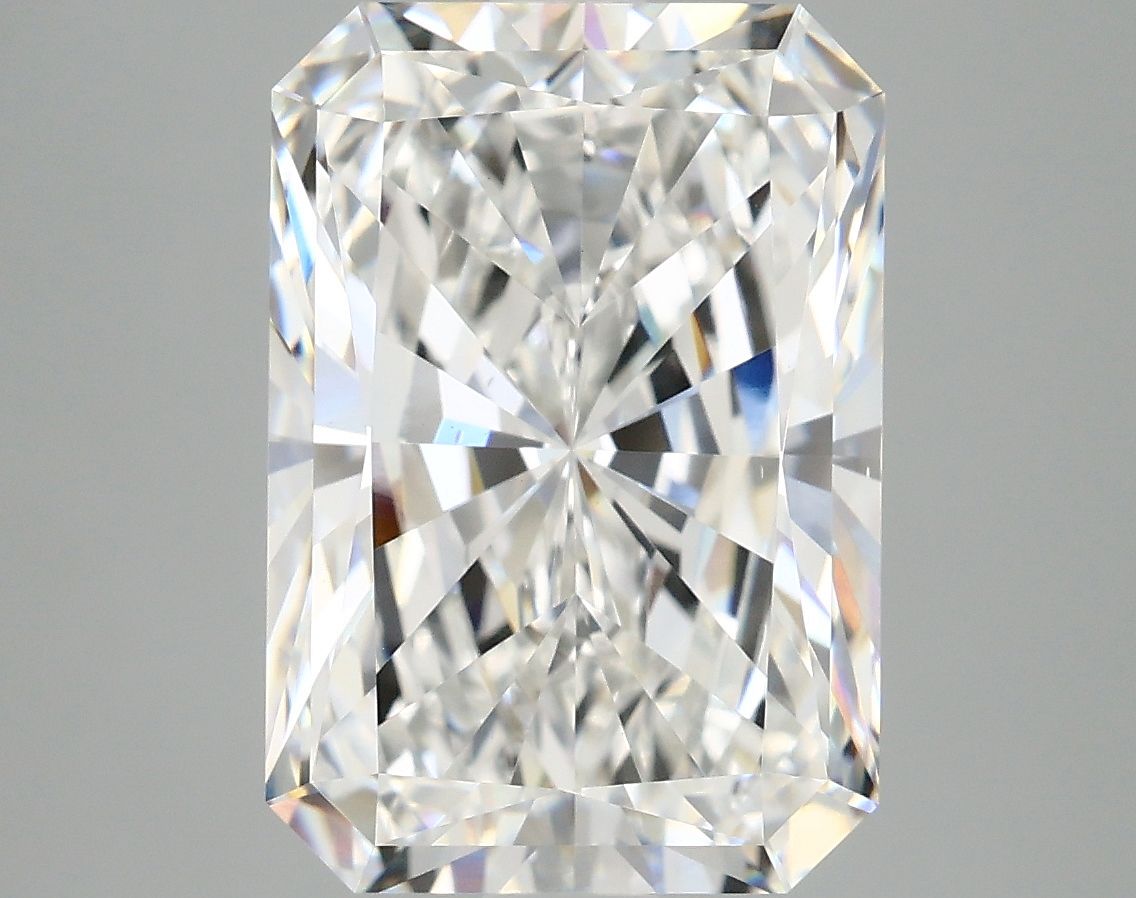5.07 ct. radiant Lab Grown Diamond front image