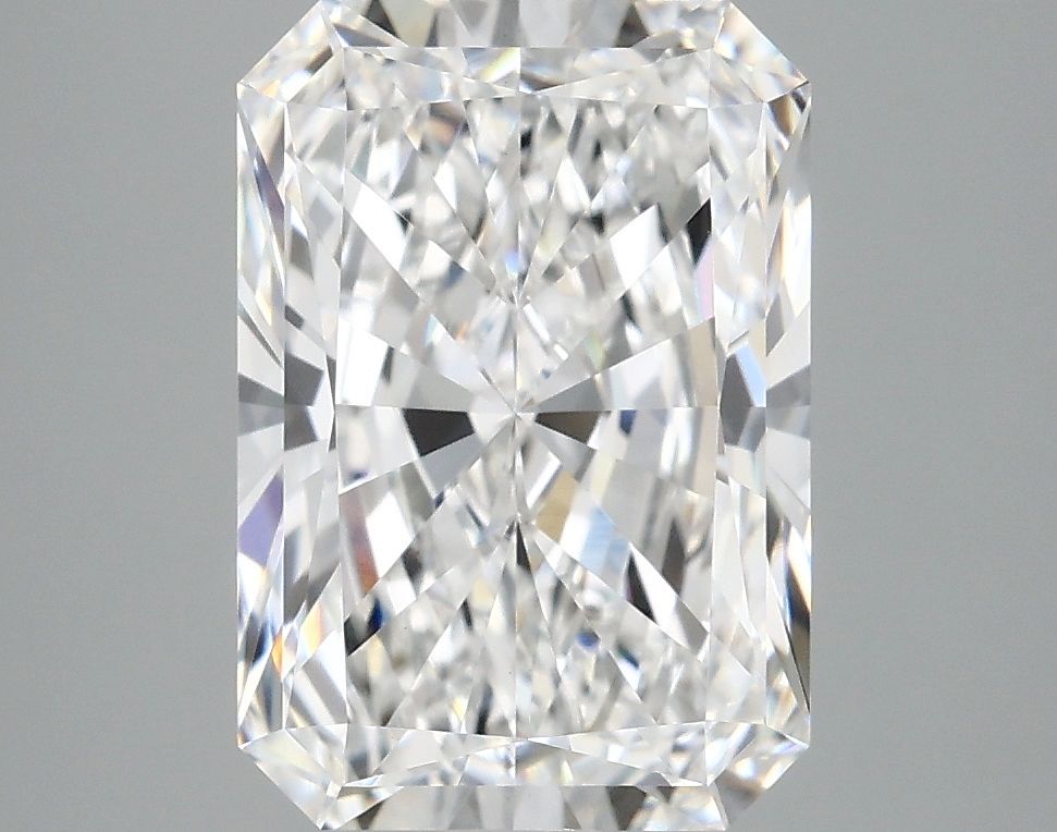 4.02 ct. radiant Lab Grown Diamond front image