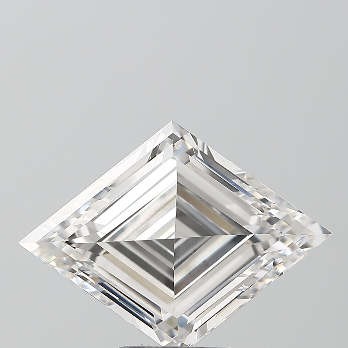 5.29 ct lab-grown Lozenge Diamond