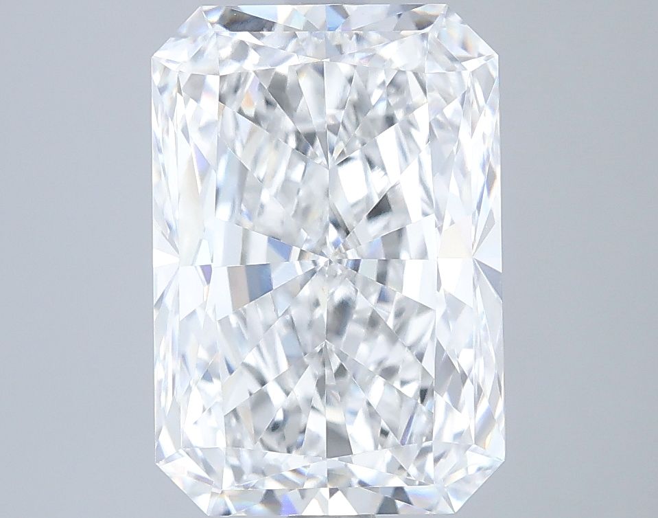 4.04 ct. radiant Lab Grown Diamond front image