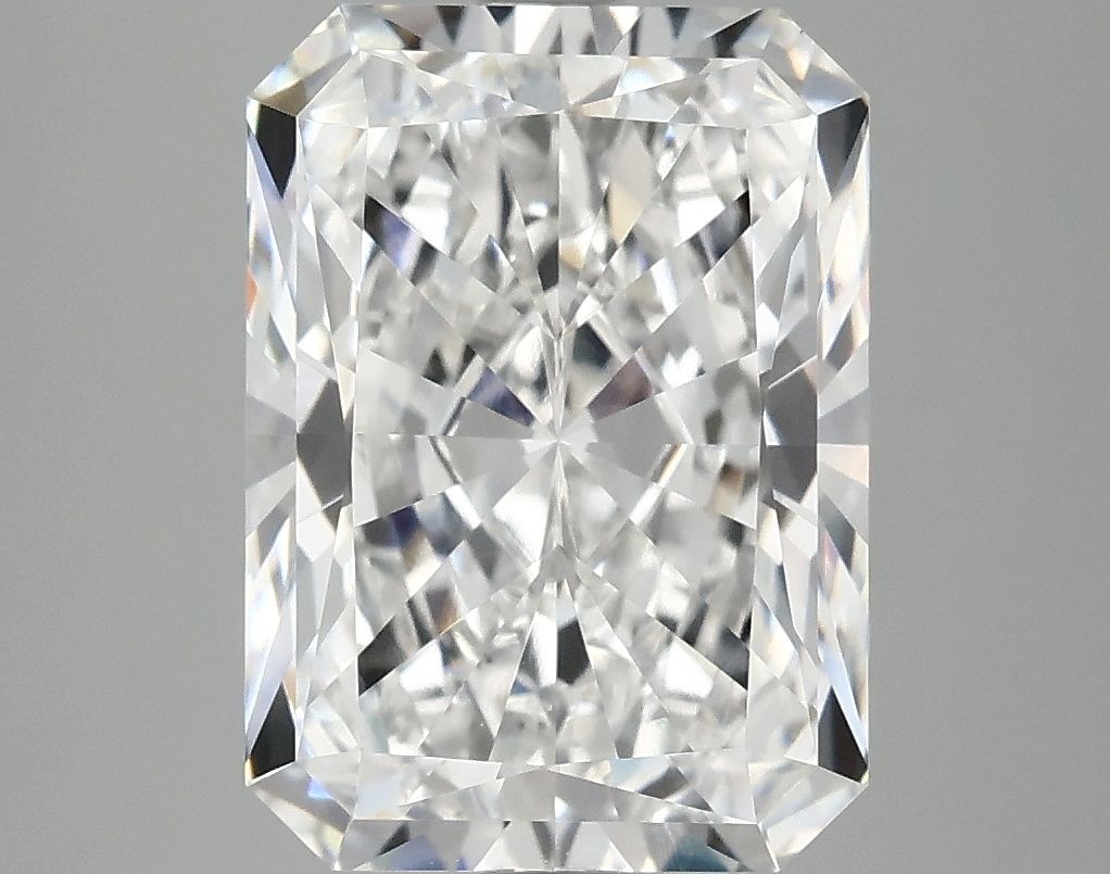 4.94 ct. radiant Lab Grown Diamond front image