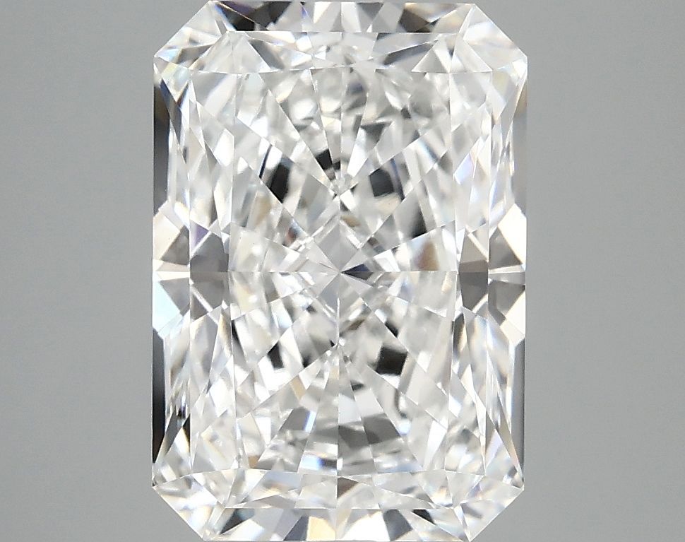 3.88 ct. radiant Lab Grown Diamond front image