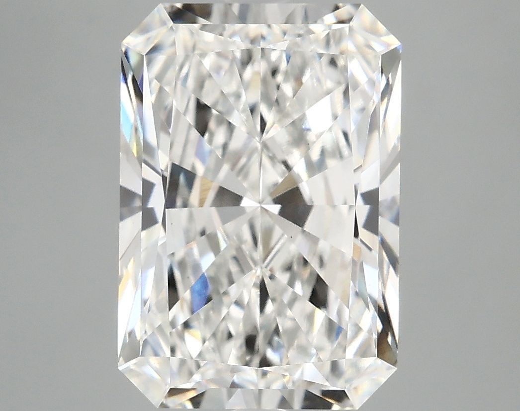 4.89 ct. radiant Lab Grown Diamond front image
