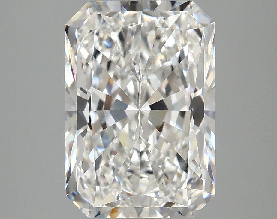 3.09 ct. radiant Lab Grown Diamond front image