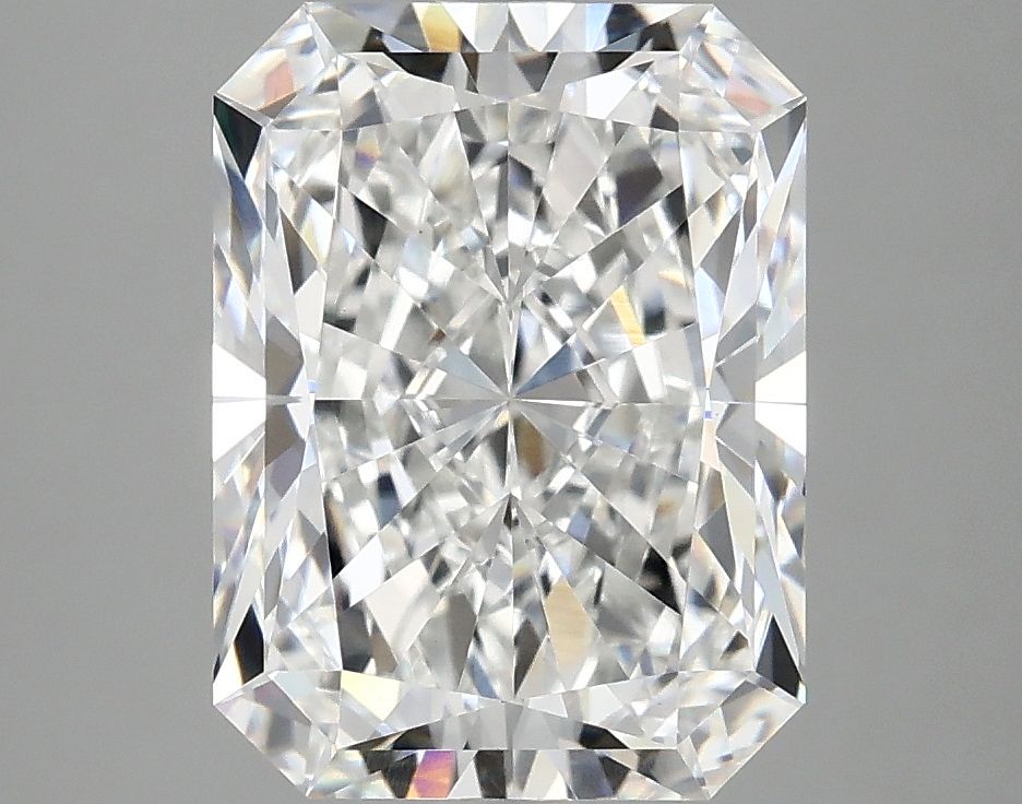 4.05 ct. radiant Lab Grown Diamond front image