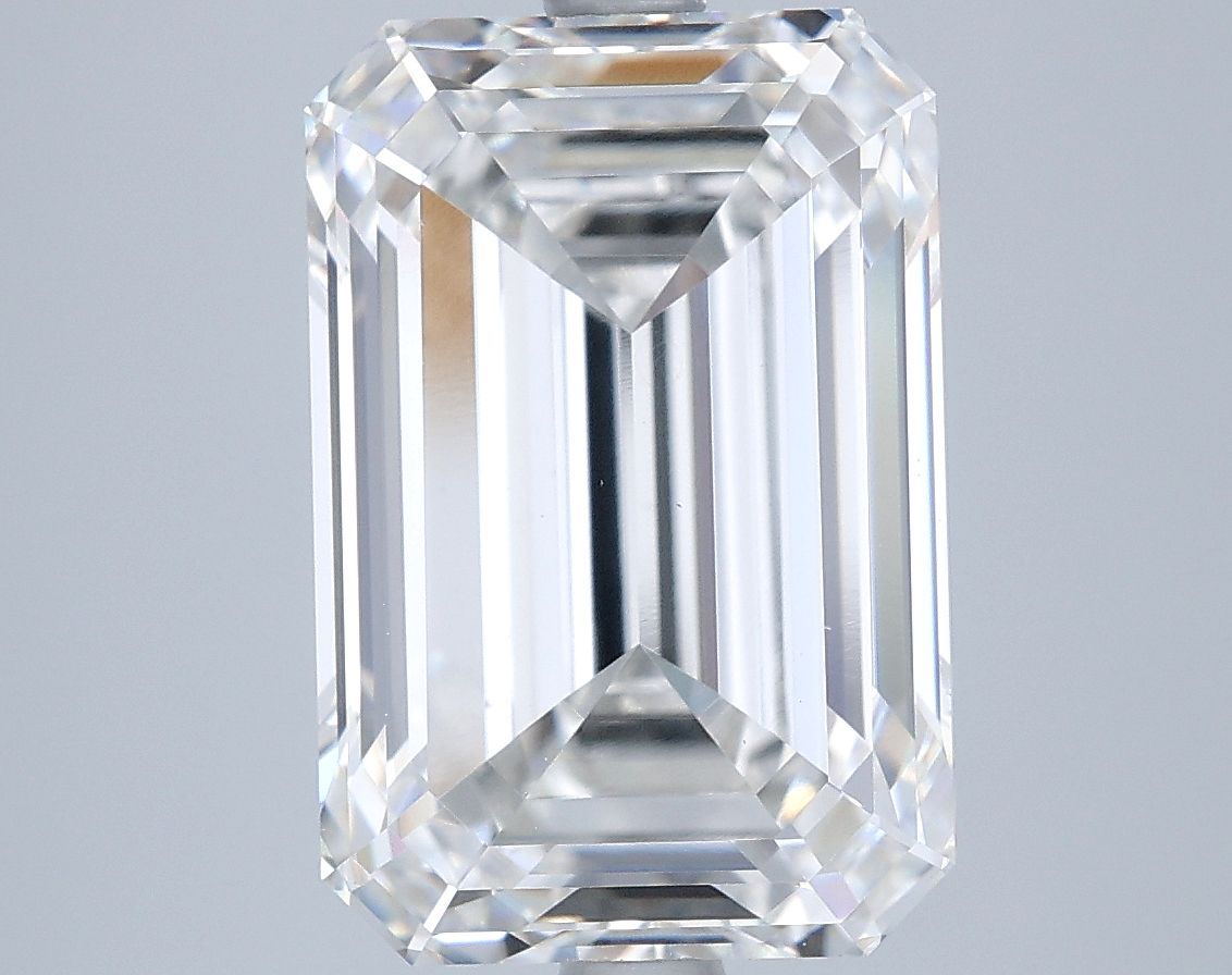 6.10 ct. emerald Lab Grown Diamond front image