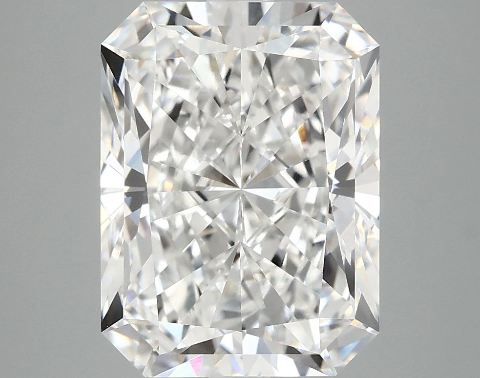 4.99 ct. radiant Lab Grown Diamond front image