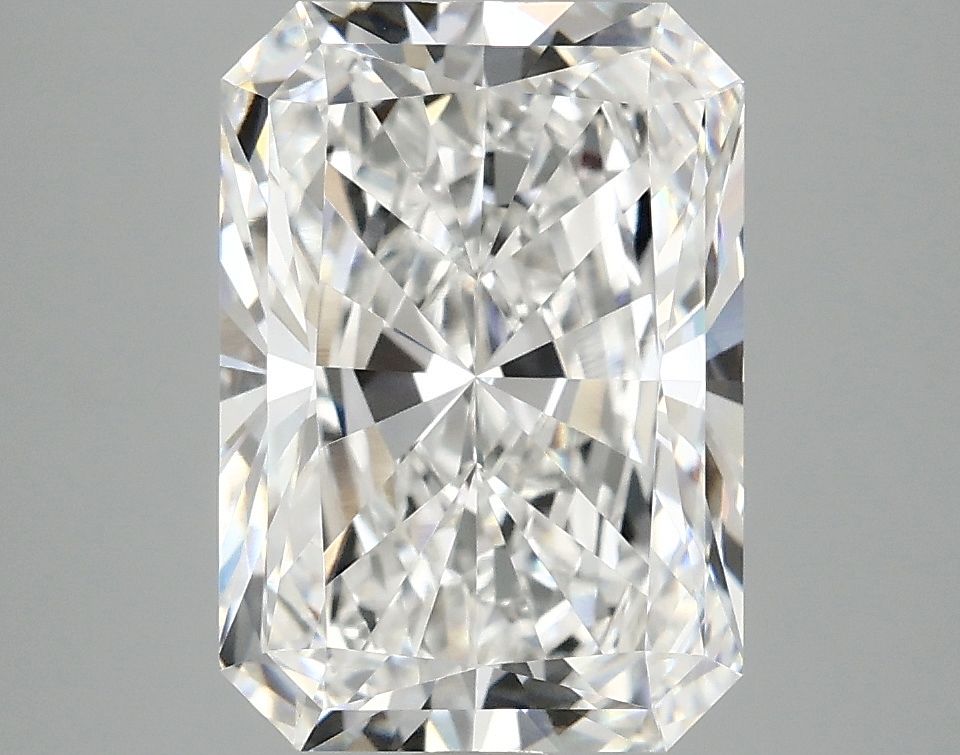 4.10 ct. radiant Lab Grown Diamond front image