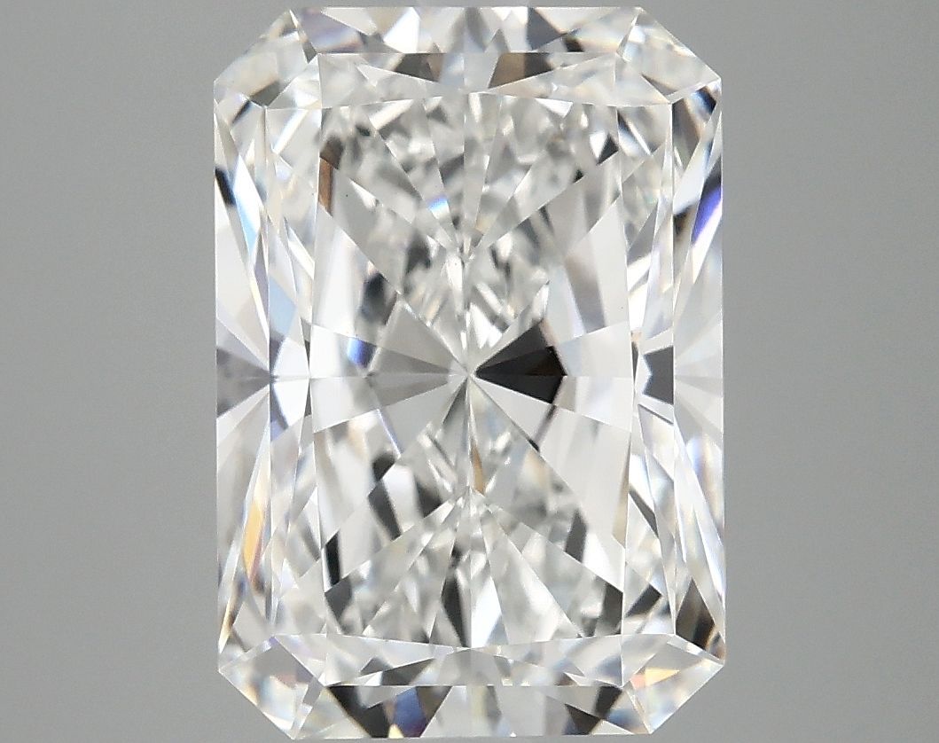 5.05 ct. radiant Lab Grown Diamond front image