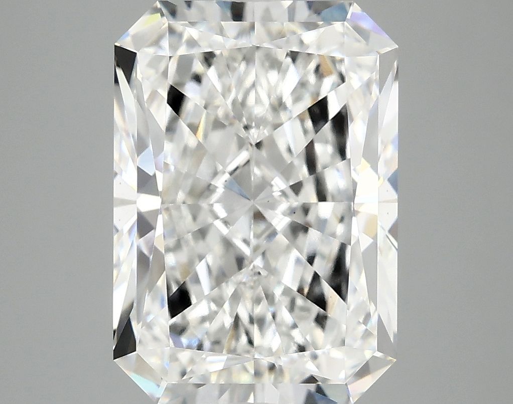 5.01 ct. radiant Lab Grown Diamond front image