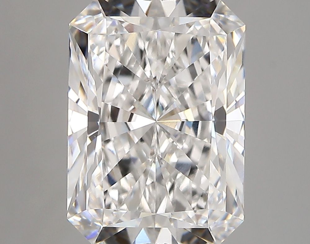 4.32 ct. radiant Lab Grown Diamond front image