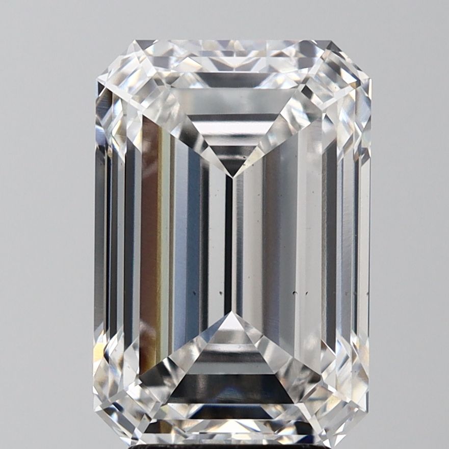5.10 ct. emerald Lab Grown Diamond front image