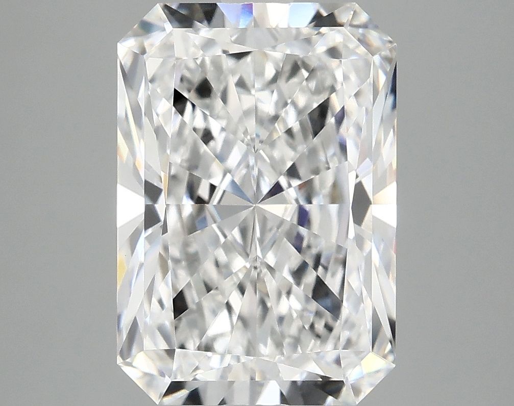 4.19 ct. radiant Lab Grown Diamond front image