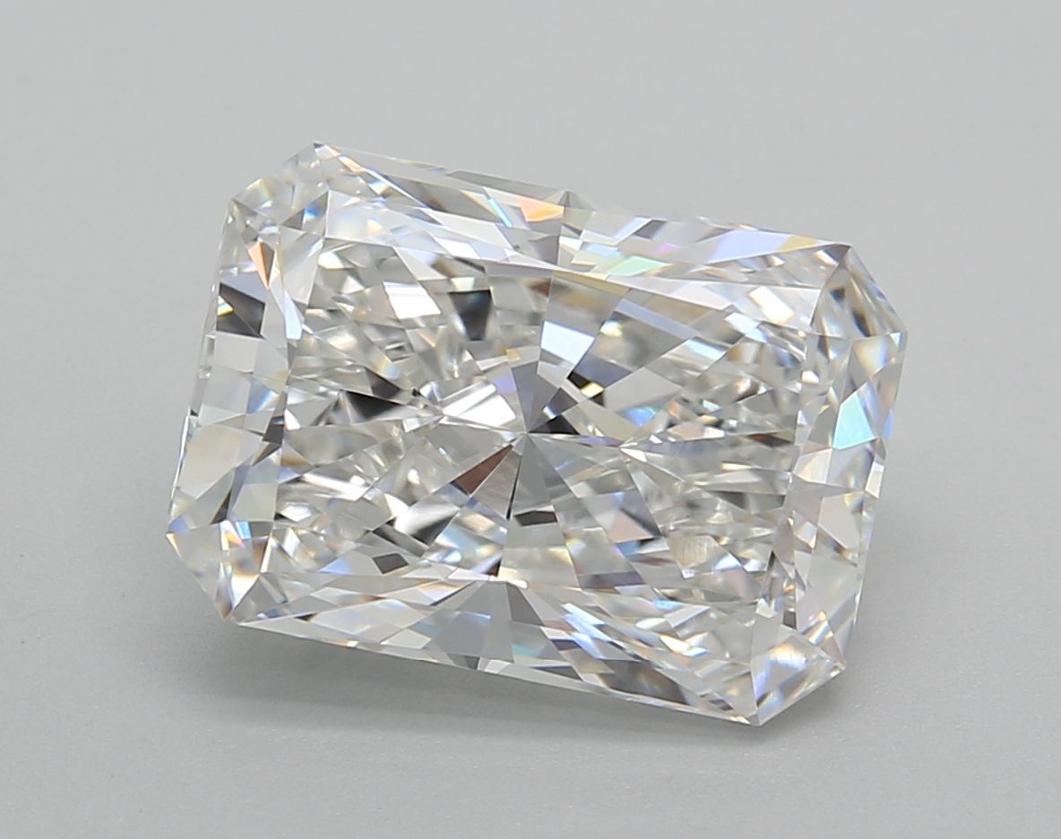 5.01 ct. radiant Lab Grown Diamond front image