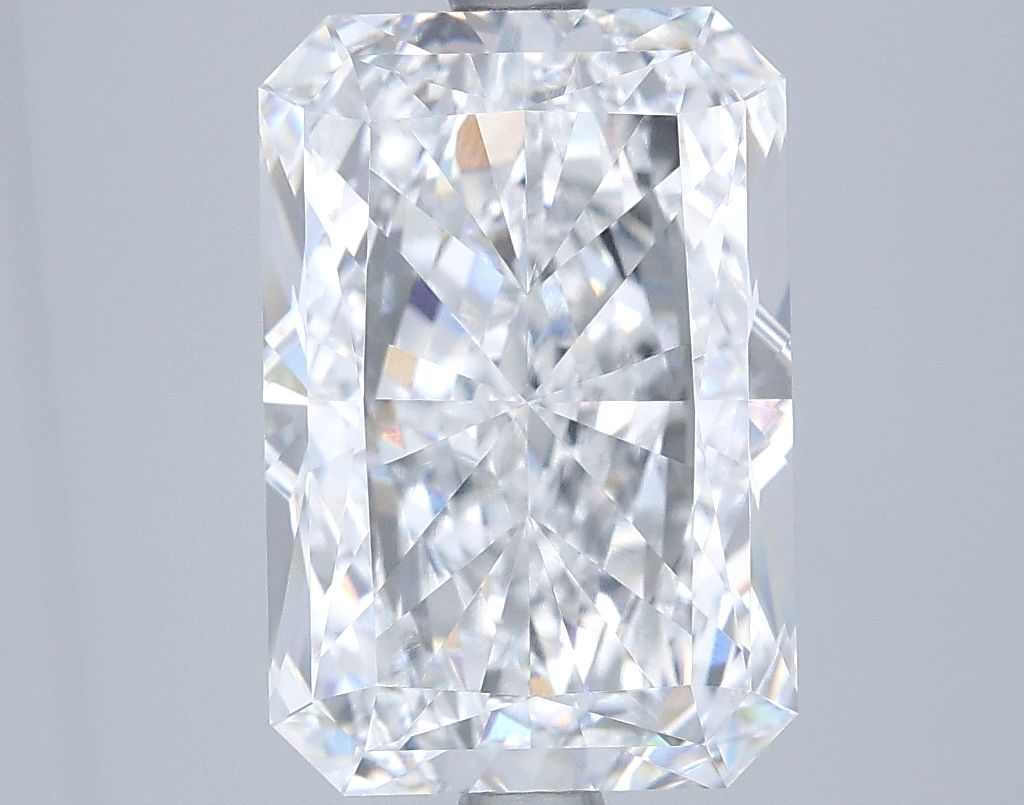 4.51 ct. radiant Lab Grown Diamond front image