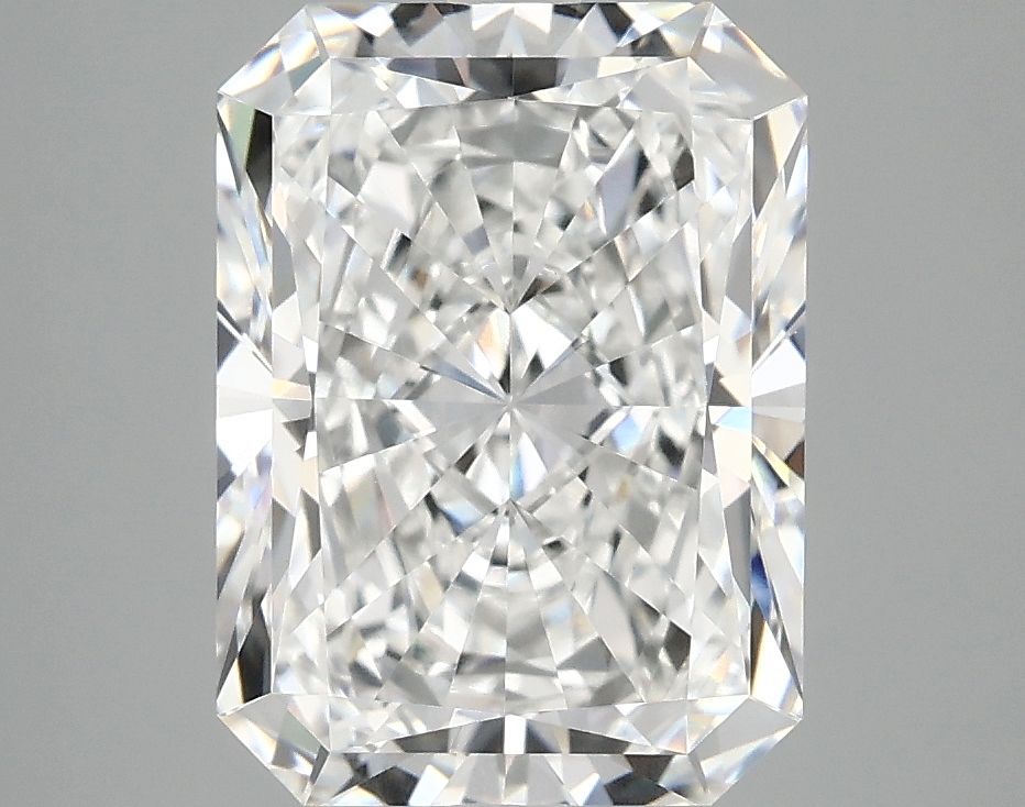 3.88 ct. radiant Lab Grown Diamond front image