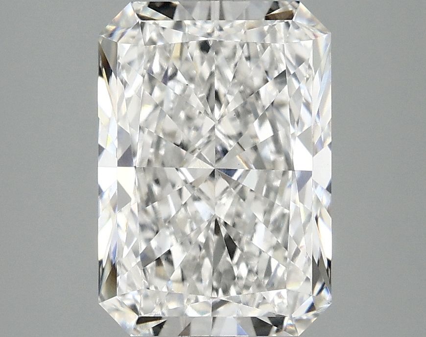 2.88 ct. radiant Lab Grown Diamond front image