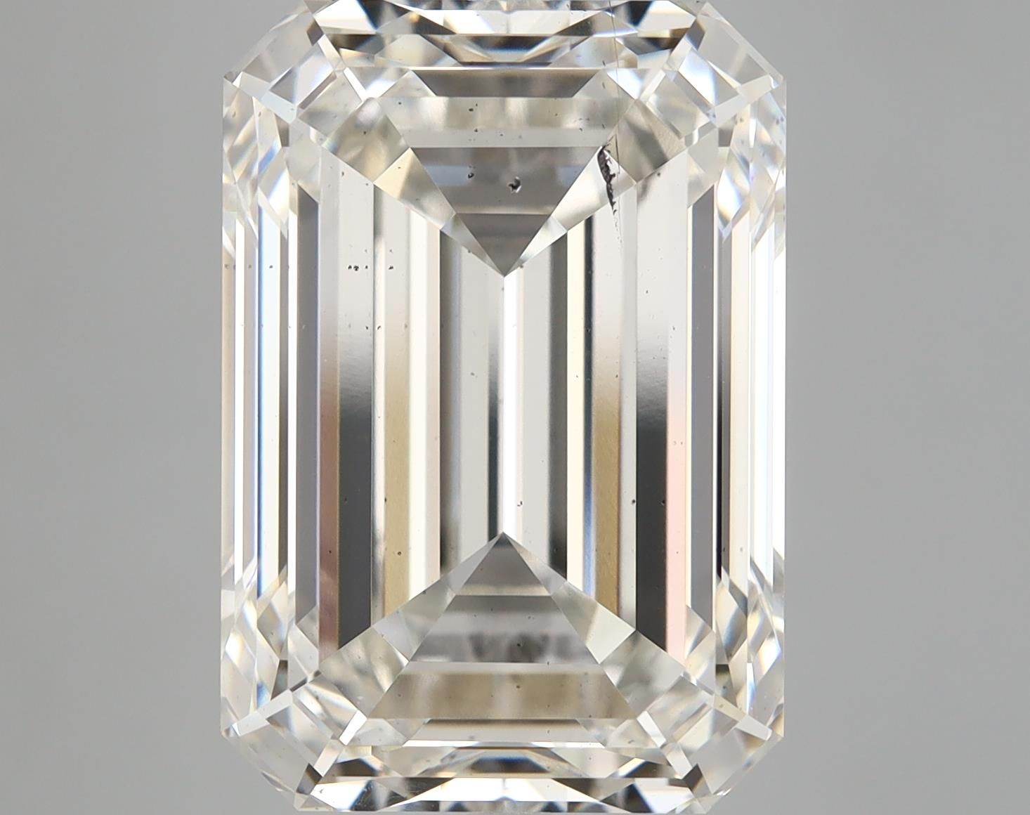 14.01 ct. emerald Lab Grown Diamond front image