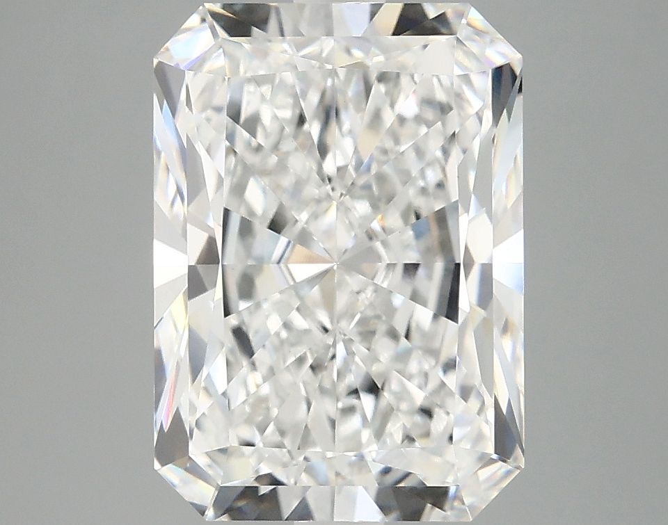 4.37 ct. radiant Lab Grown Diamond front image