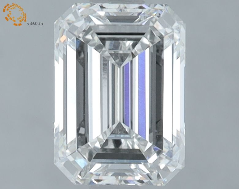 1.55 ct. emerald Lab Grown Diamond front image