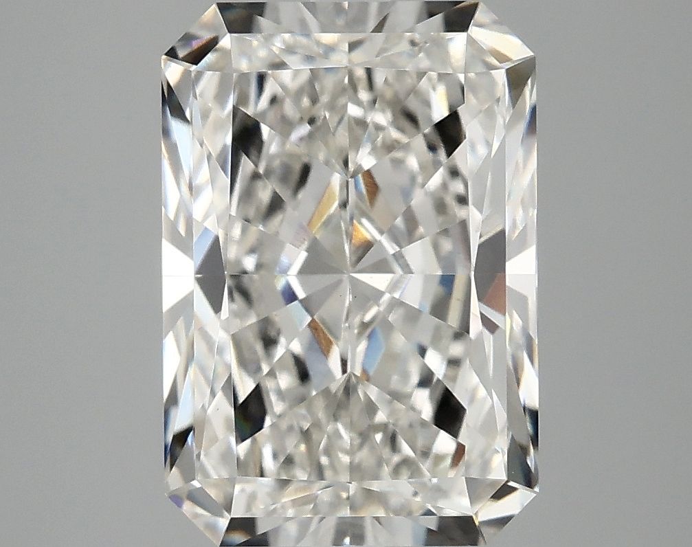 4.56 ct. radiant Lab Grown Diamond front image
