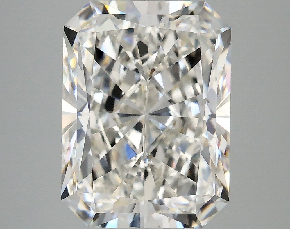 4.70 ct. radiant Lab Grown Diamond front image