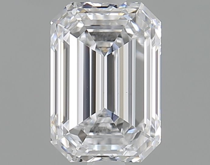 1.5 ct Emerald diamond