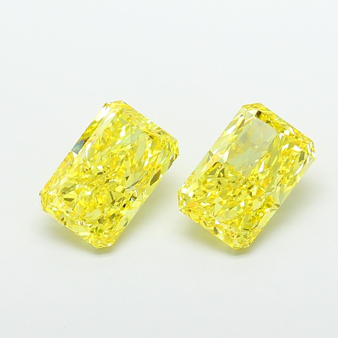 5.03 ct. radiant Lab Grown Diamond front image