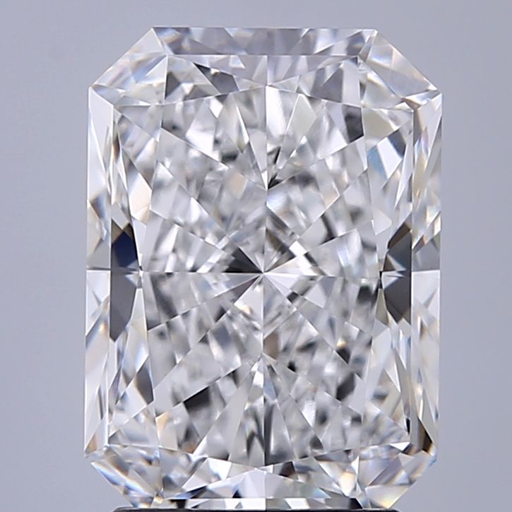 2.79 ct. radiant Lab Grown Diamond front image